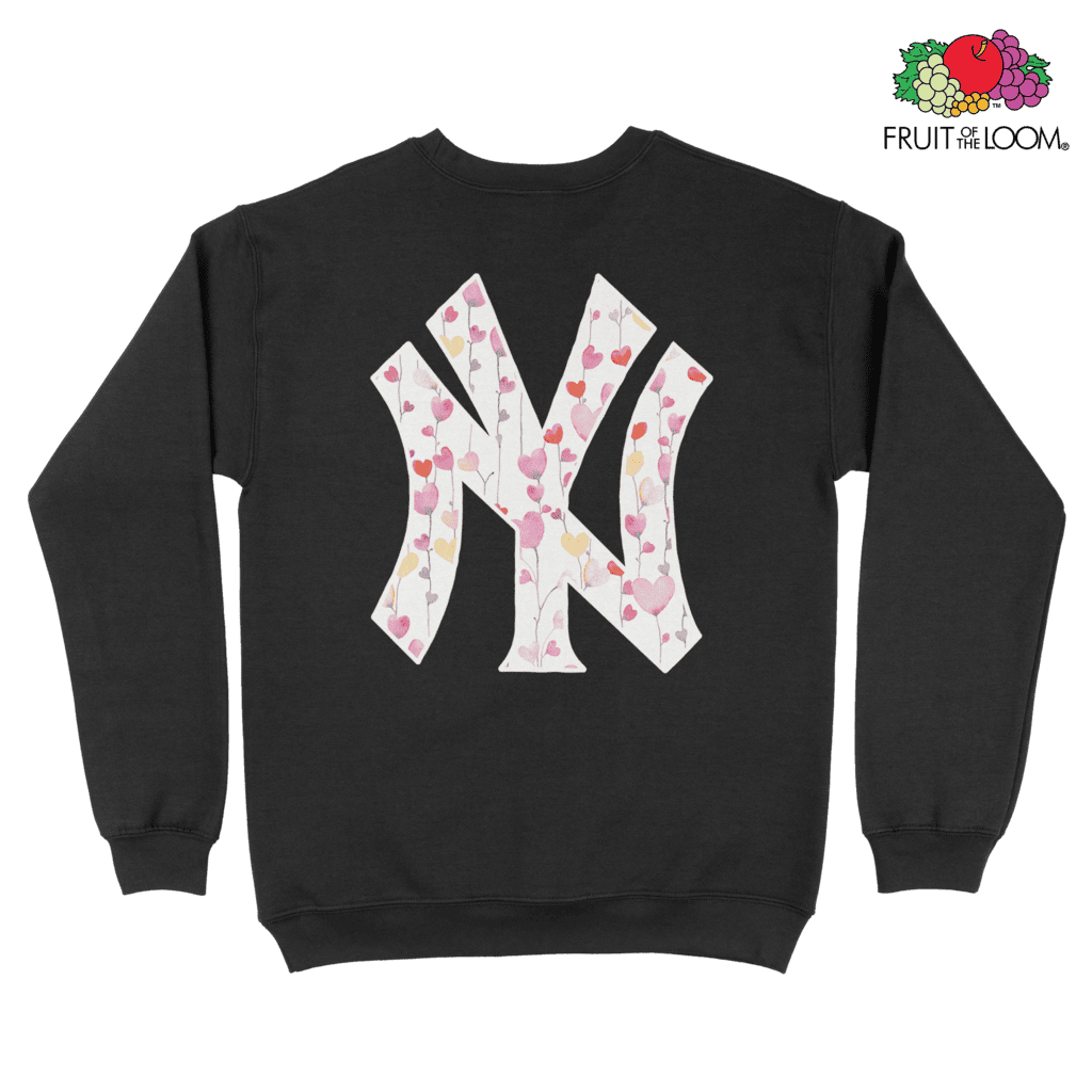 NY Yankees Hearts Sweatshirt (Back Print), Black, FRUIT OF THE LOOM